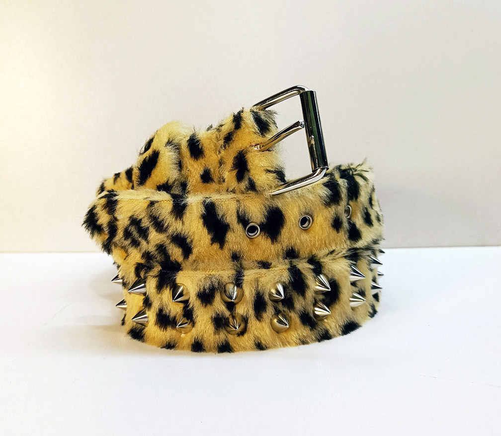 Cinturón leopardo pinchos