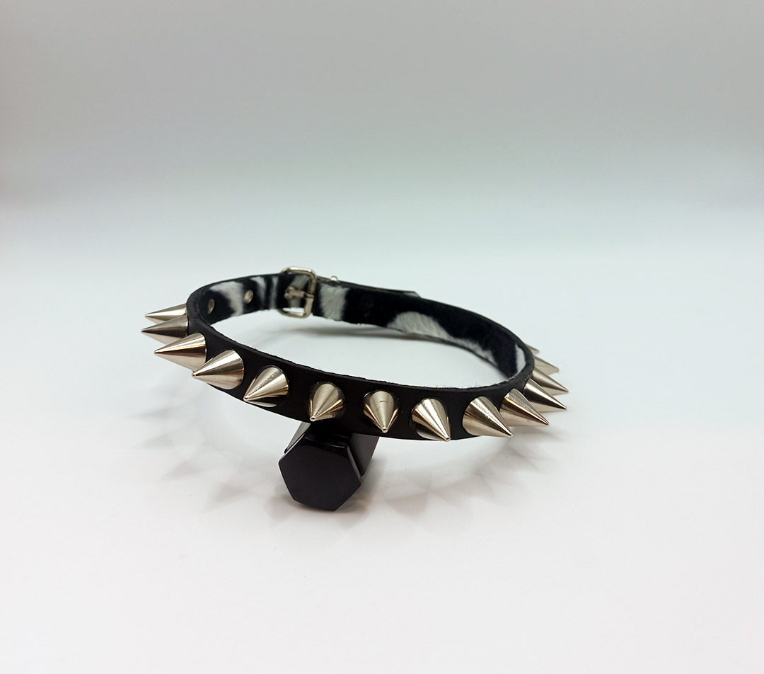 Collar pincho grande