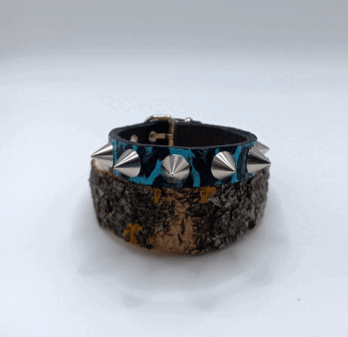 Pulsera cueropardo azul pincho
